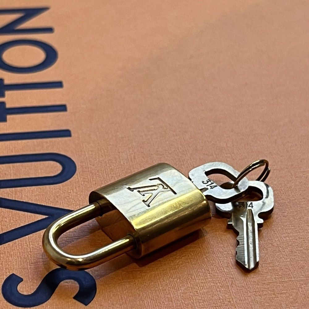 Louis Vuitton Lock & Key #314 (0008-2500)
